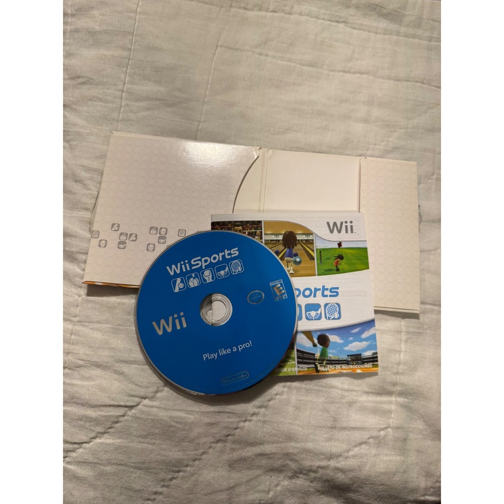 Nintendo Wii Sports Game Disc Manual Sleeve RVL-RSPE-USA-2 Original Bundle